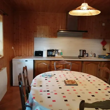 Bel Au Rez De Chaussee D'un Apartment Jarrier