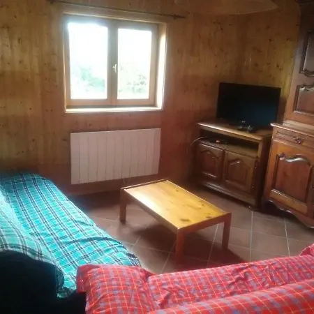Bel Au Rez De Chaussee D'un Jarrier