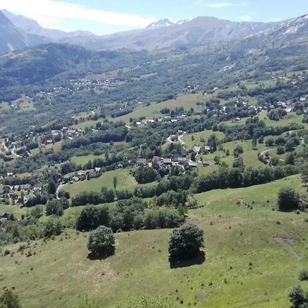 Bel Au Rez De Chaussee D'un Apartment *