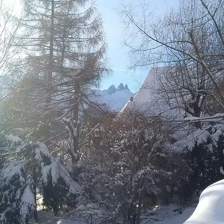 Bel Au Rez De Chaussee D'un *